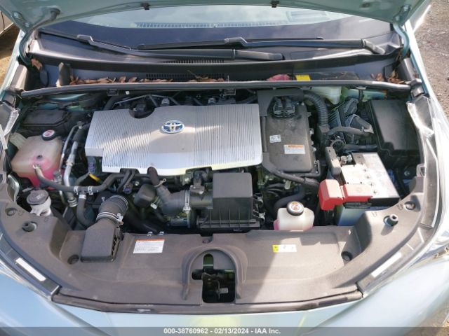 Photo 9 VIN: JTDKARFU4J3058553 - TOYOTA PRIUS 