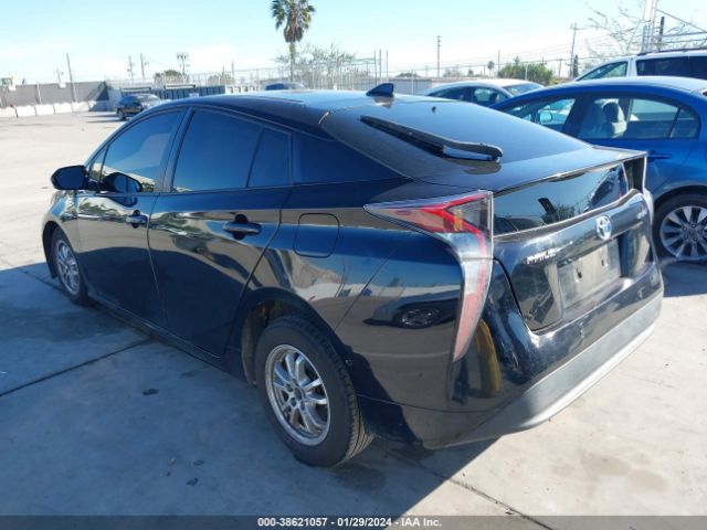 Photo 2 VIN: JTDKARFU4J3068533 - TOYOTA PRIUS 