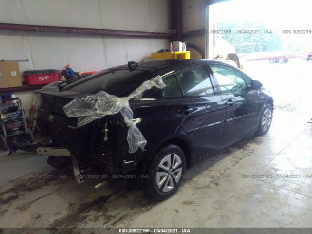 Photo 3 VIN: JTDKARFU4J3548183 - TOYOTA PRIUS 