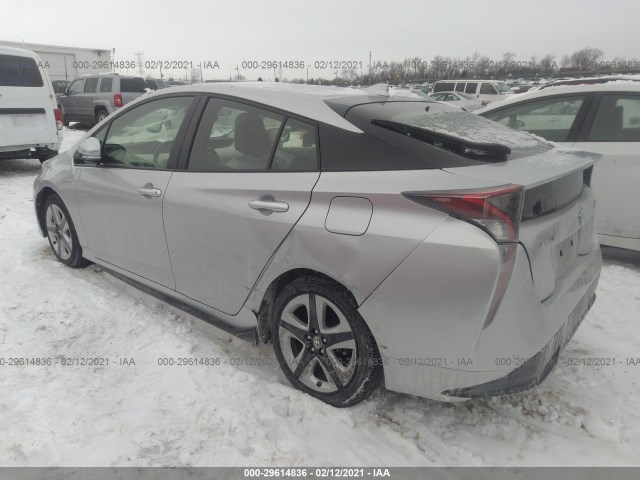 Photo 2 VIN: JTDKARFU4J3553352 - TOYOTA PRIUS 