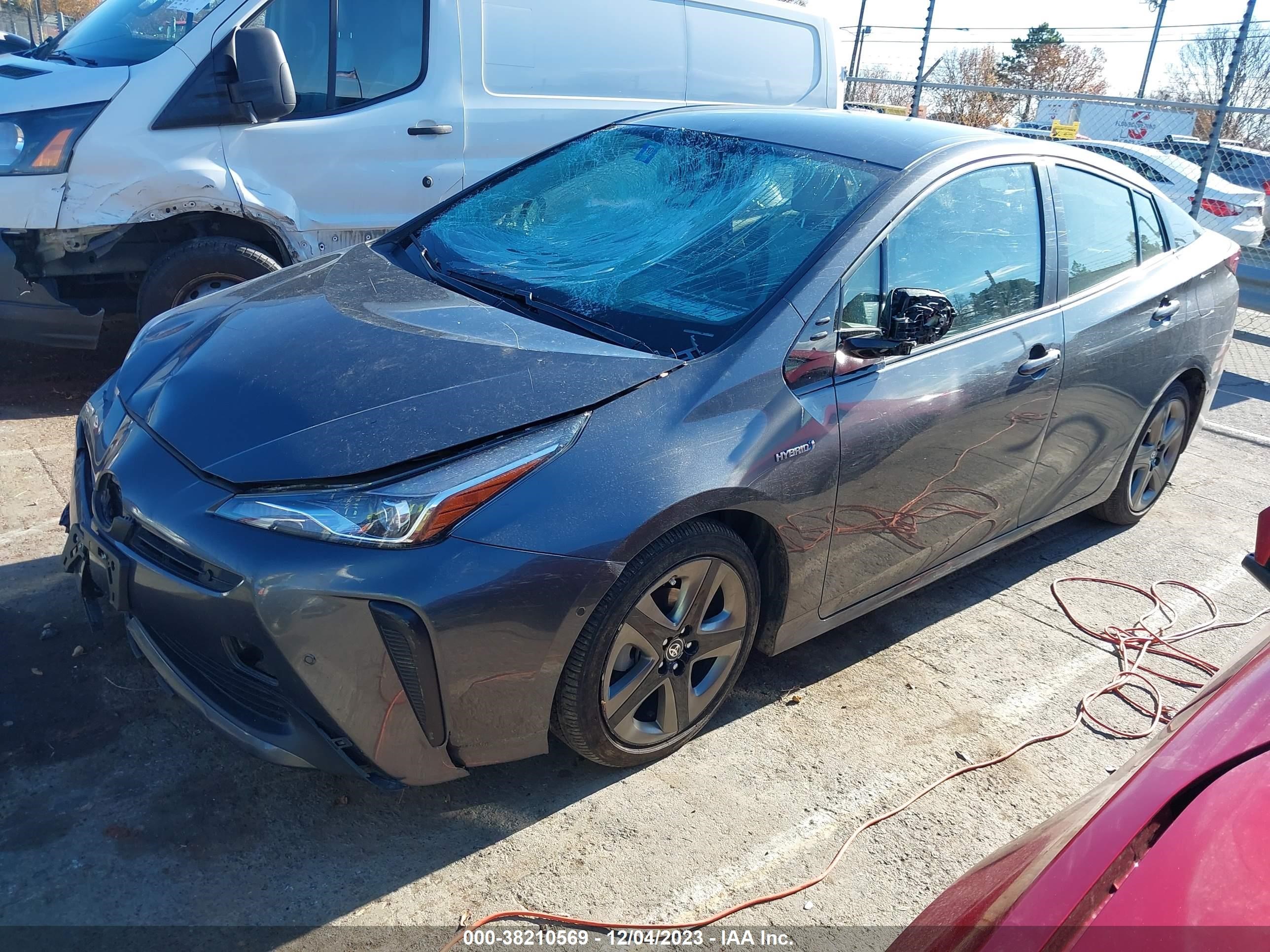 Photo 1 VIN: JTDKARFU4K3080490 - TOYOTA PRIUS 