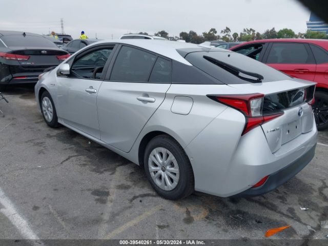 Photo 2 VIN: JTDKARFU4K3083180 - TOYOTA PRIUS 