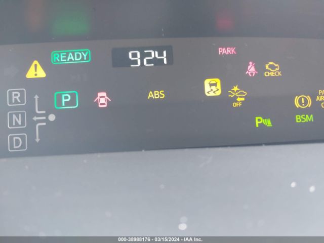 Photo 6 VIN: JTDKARFU4L3111805 - TOYOTA PRIUS 