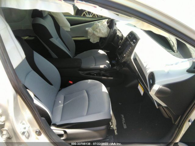 Photo 4 VIN: JTDKARFU4L3116440 - TOYOTA PRIUS 