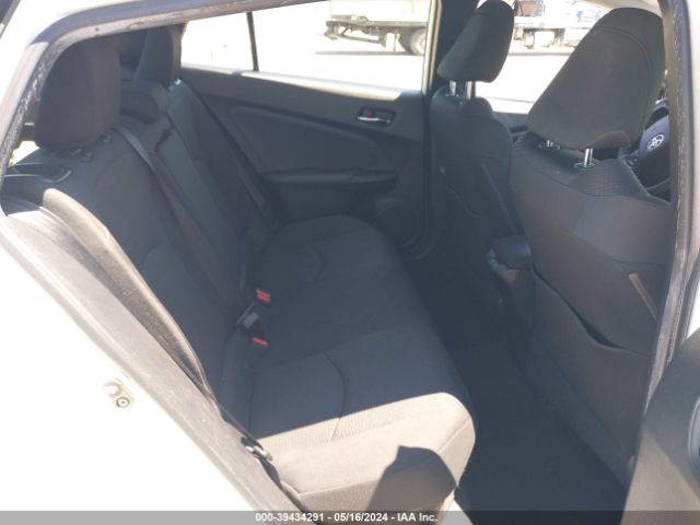 Photo 7 VIN: JTDKARFU4L3122013 - TOYOTA PRIUS 