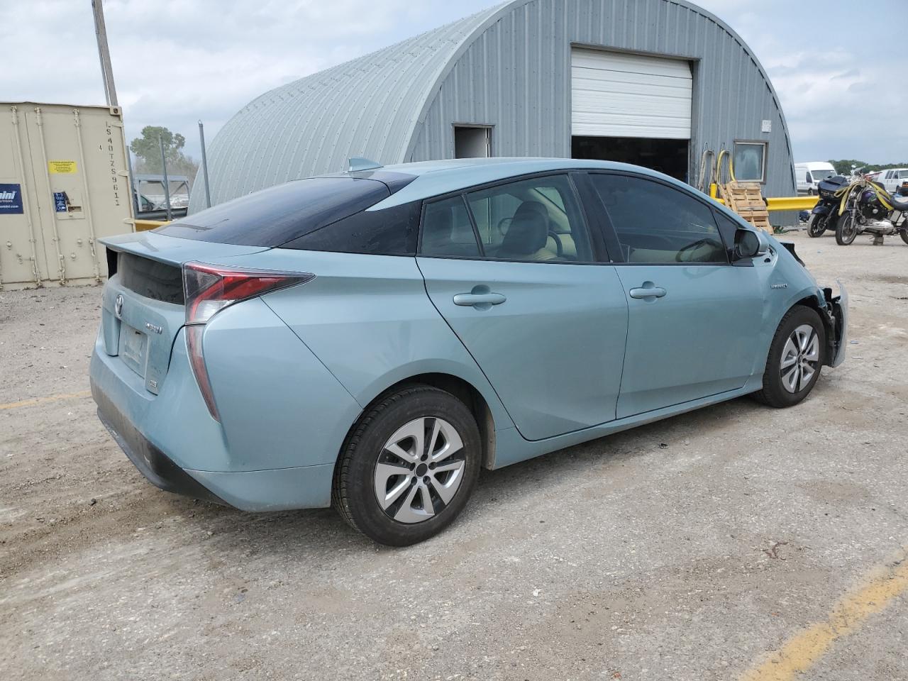 Photo 2 VIN: JTDKARFU5G3010519 - TOYOTA PRIUS 