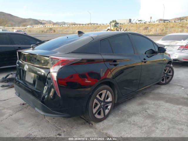 Photo 3 VIN: JTDKARFU5G3019057 - TOYOTA PRIUS 