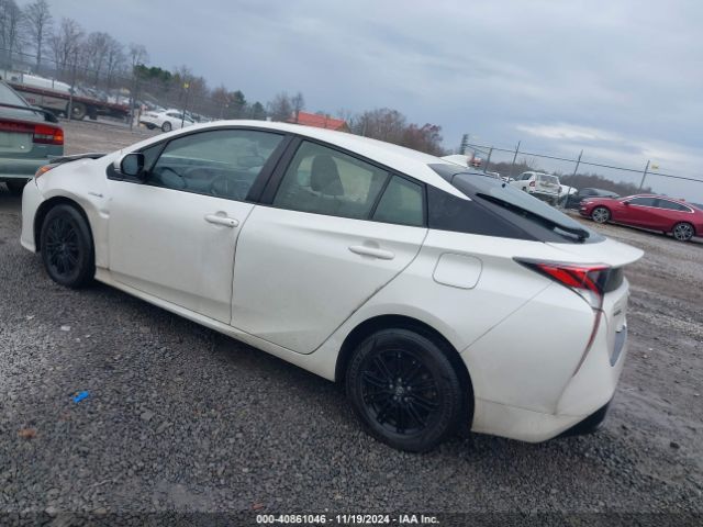 Photo 2 VIN: JTDKARFU5G3020306 - TOYOTA PRIUS 