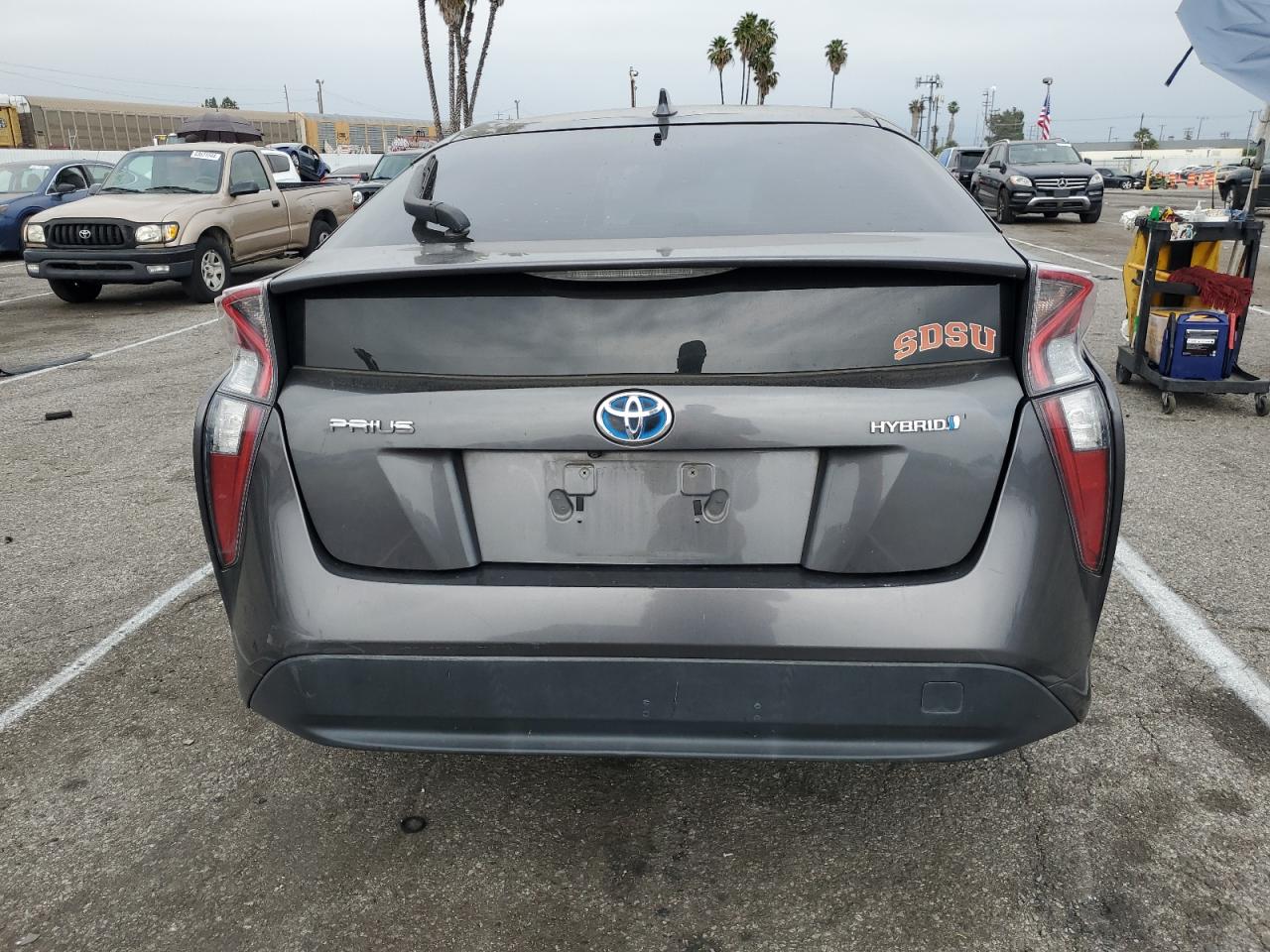 Photo 5 VIN: JTDKARFU5G3027319 - TOYOTA PRIUS 