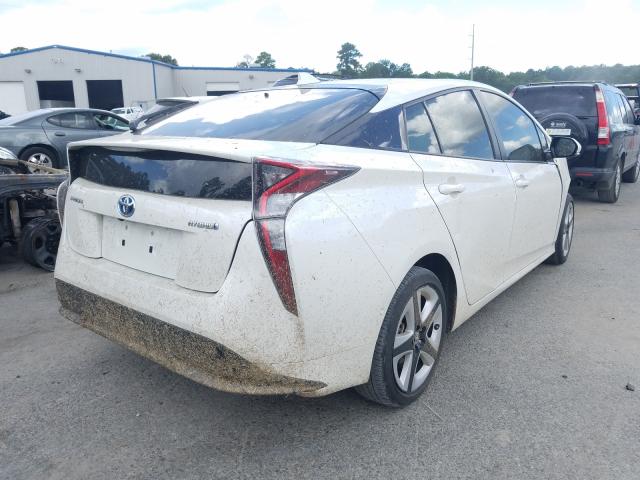 Photo 3 VIN: JTDKARFU5J3055662 - TOYOTA PRIUS 