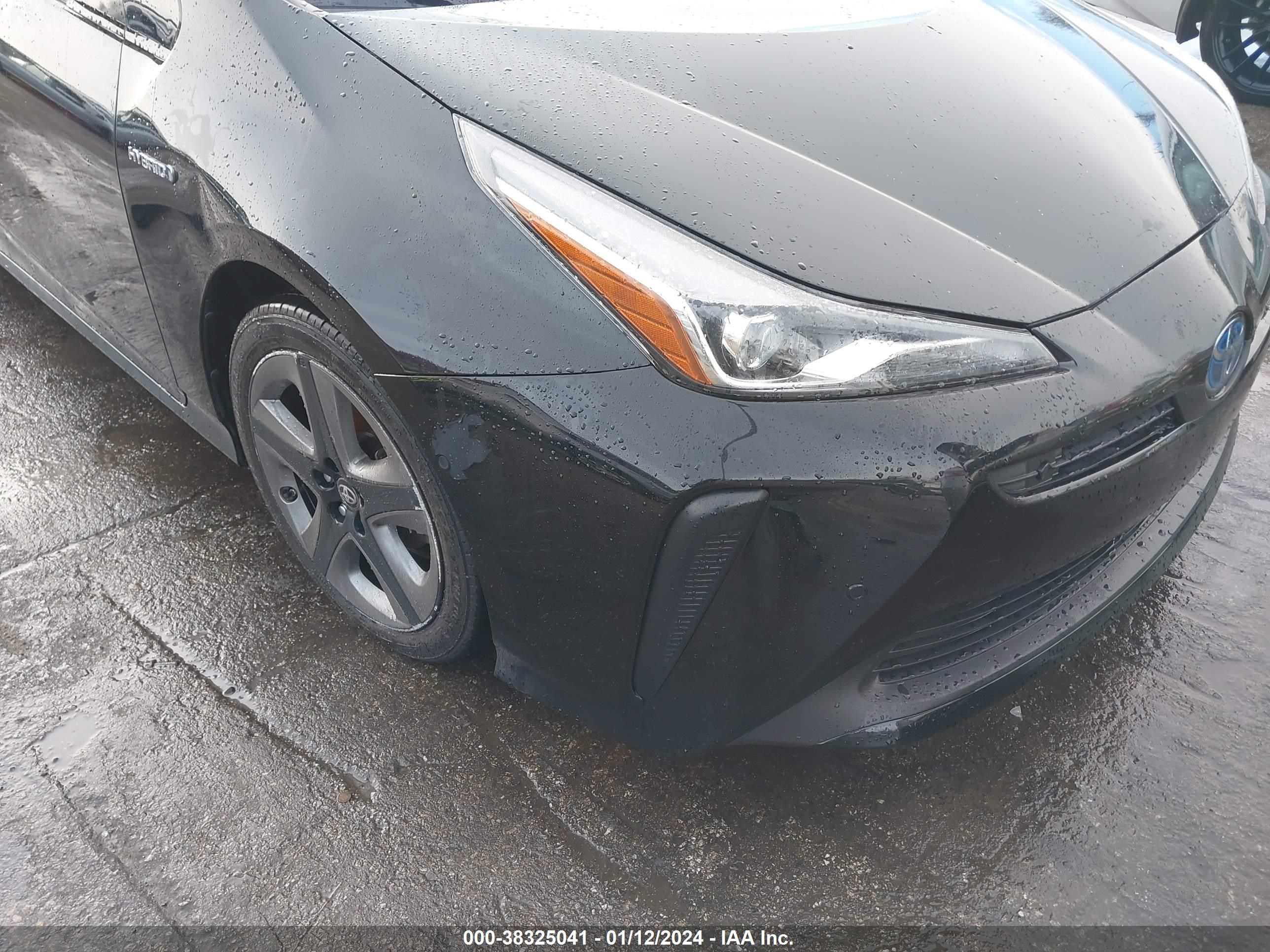 Photo 5 VIN: JTDKARFU5K3083446 - TOYOTA PRIUS 