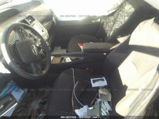 Photo 4 VIN: JTDKARFU5K3097198 - TOYOTA PRIUS 