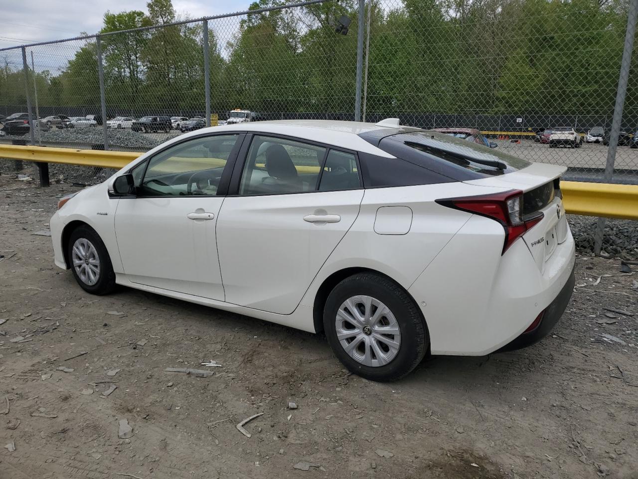 Photo 1 VIN: JTDKARFU5L3103437 - TOYOTA PRIUS 