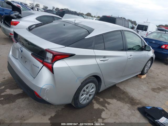 Photo 3 VIN: JTDKARFU5L3106371 - TOYOTA PRIUS 