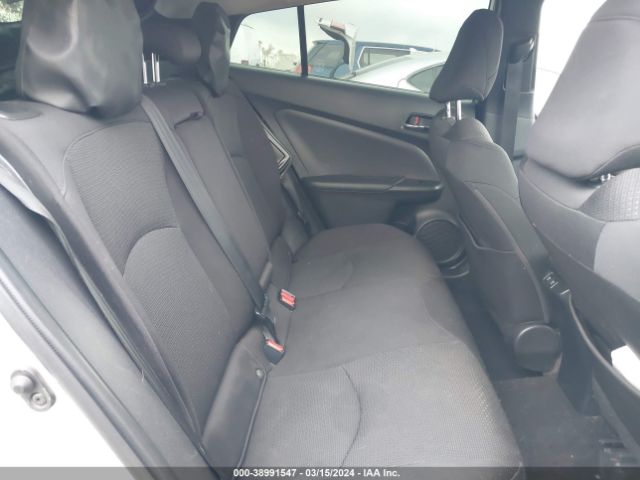 Photo 7 VIN: JTDKARFU5L3106371 - TOYOTA PRIUS 