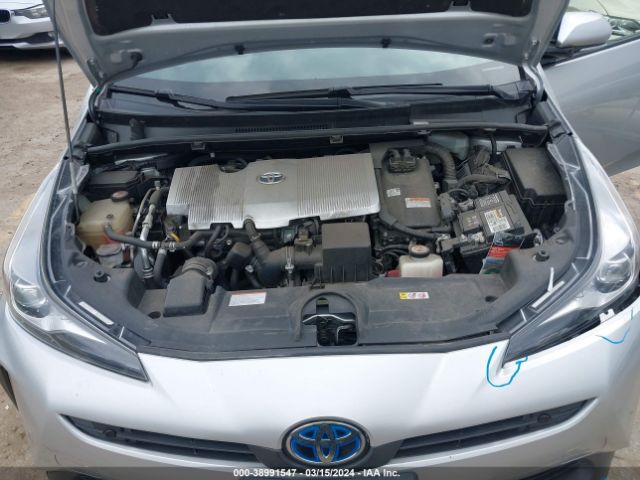 Photo 9 VIN: JTDKARFU5L3106371 - TOYOTA PRIUS 