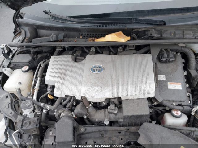 Photo 9 VIN: JTDKARFU5L3111831 - TOYOTA PRIUS 