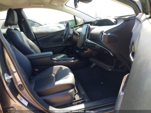 Photo 4 VIN: JTDKARFU5L3114647 - TOYOTA PRIUS 