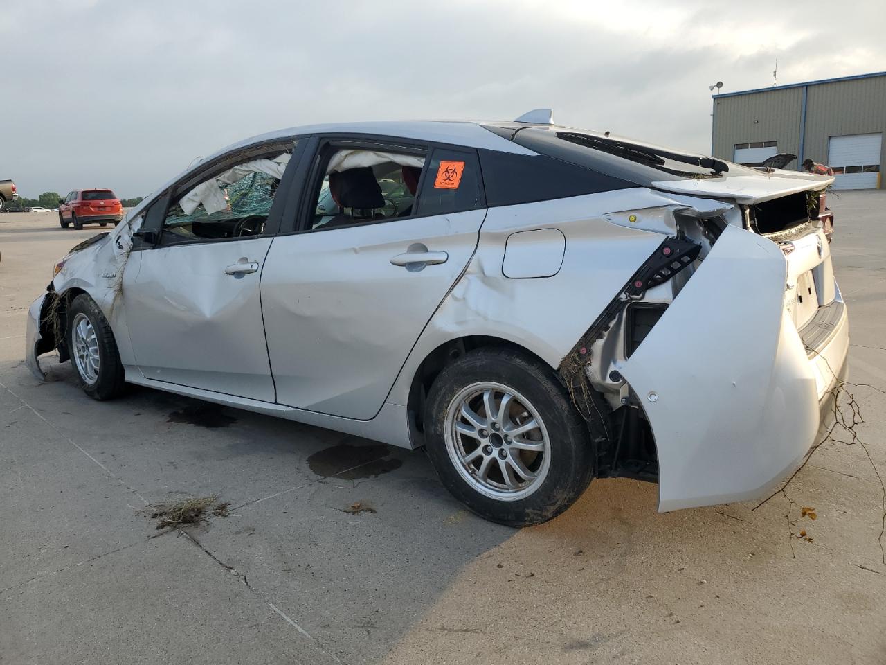 Photo 1 VIN: JTDKARFU5L3116544 - TOYOTA PRIUS 