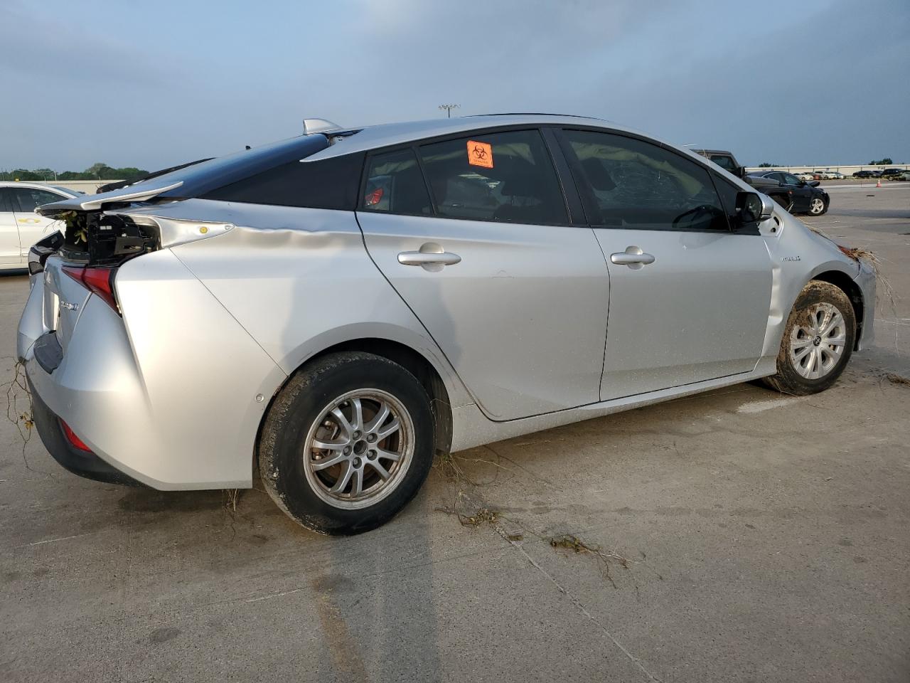 Photo 2 VIN: JTDKARFU5L3116544 - TOYOTA PRIUS 