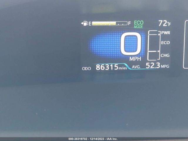 Photo 6 VIN: JTDKARFU6G3002493 - TOYOTA PRIUS 