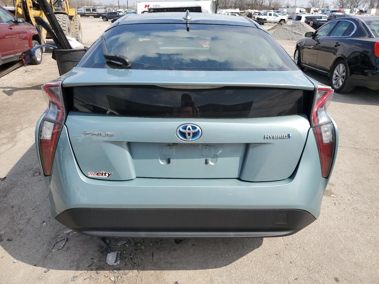 Photo 5 VIN: JTDKARFU6G3012683 - TOYOTA PRIUS 