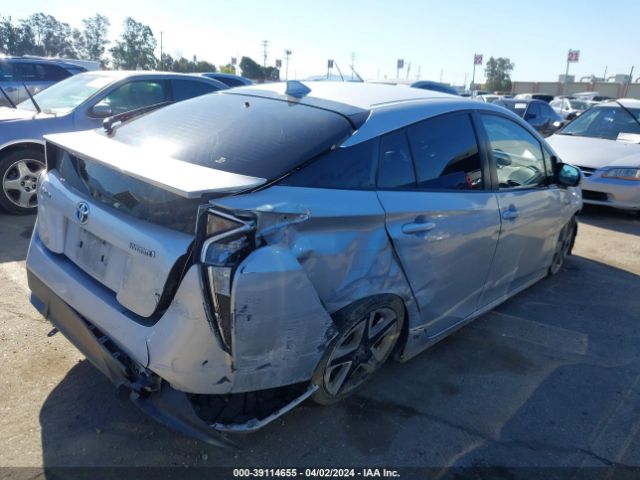 Photo 3 VIN: JTDKARFU6G3013039 - TOYOTA PRIUS 