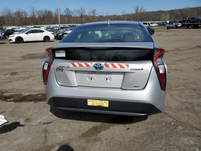 Photo 5 VIN: JTDKARFU6G3014532 - TOYOTA PRIUS 