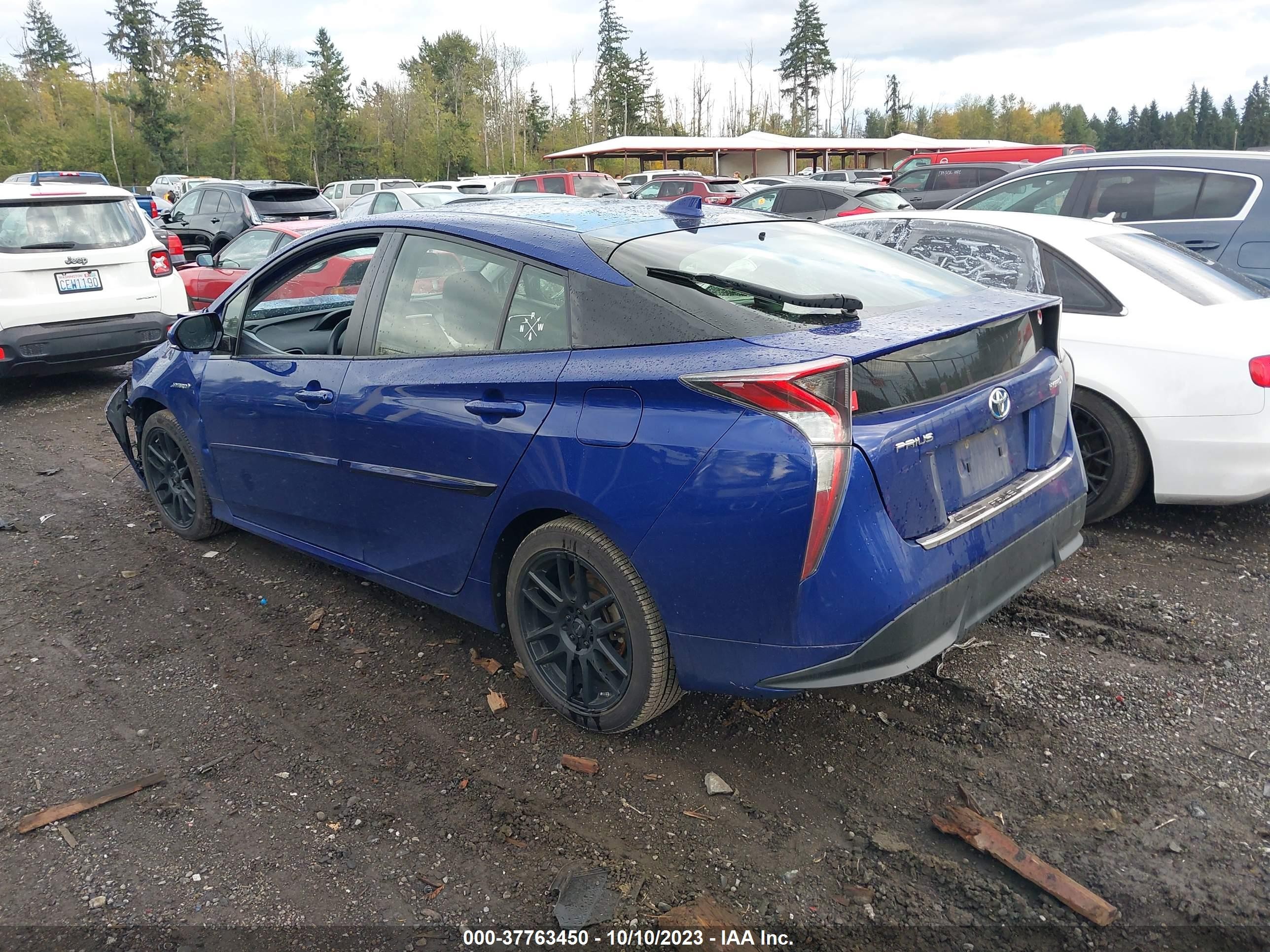 Photo 2 VIN: JTDKARFU6G3501424 - TOYOTA PRIUS 