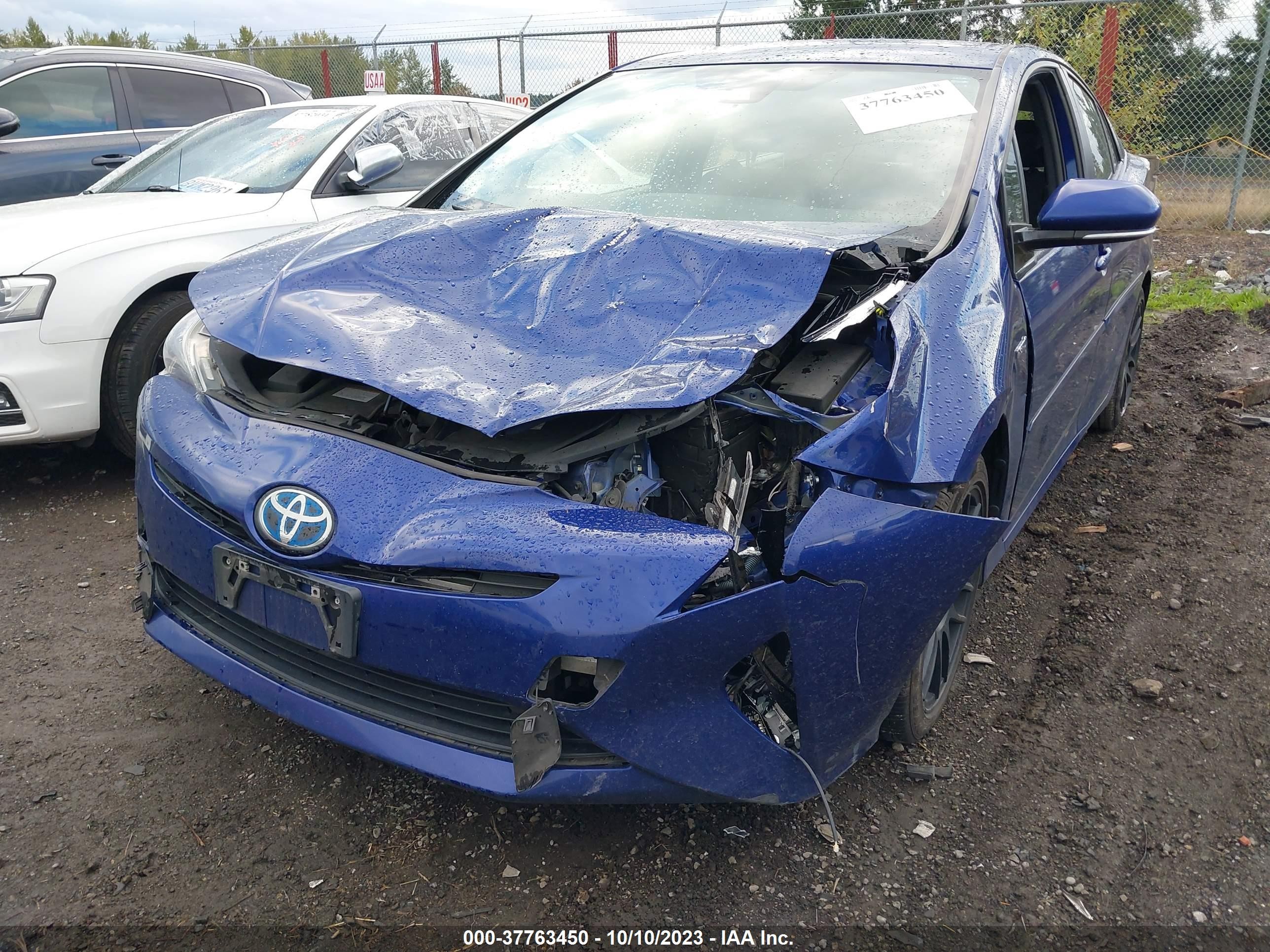 Photo 5 VIN: JTDKARFU6G3501424 - TOYOTA PRIUS 