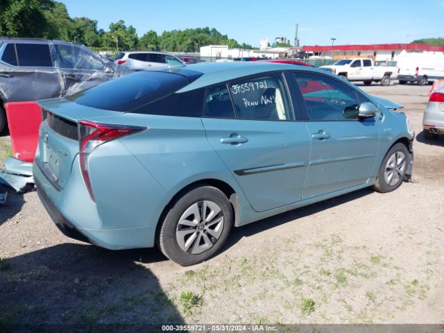 Photo 3 VIN: JTDKARFU6G3503965 - TOYOTA PRIUS 