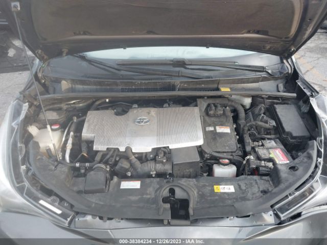 Photo 9 VIN: JTDKARFU6G3516232 - TOYOTA PRIUS 