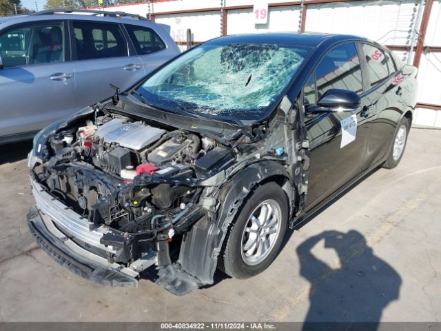 Photo 1 VIN: JTDKARFU6H3048875 - TOYOTA PRIUS 