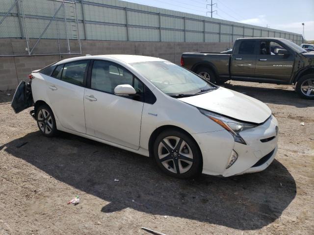 Photo 3 VIN: JTDKARFU6J3061132 - TOYOTA PRIUS 