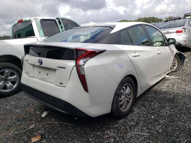 Photo 3 VIN: JTDKARFU6J3063298 - TOYOTA PRIUS 