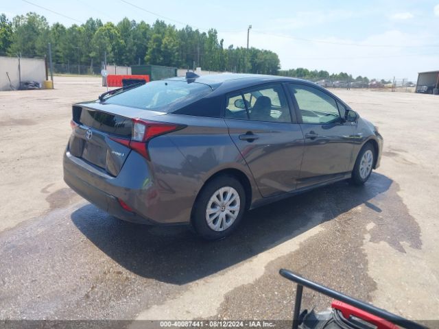 Photo 3 VIN: JTDKARFU6K3069409 - TOYOTA PRIUS 