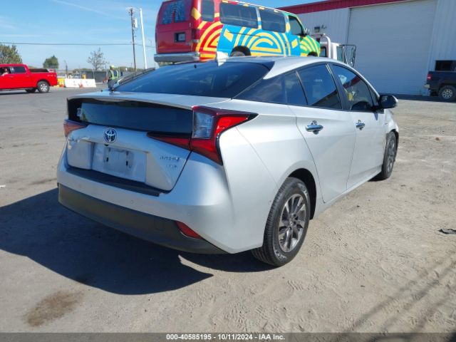 Photo 3 VIN: JTDKARFU6K3084900 - TOYOTA PRIUS 