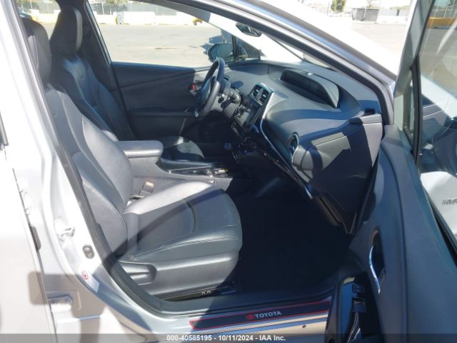 Photo 4 VIN: JTDKARFU6K3084900 - TOYOTA PRIUS 