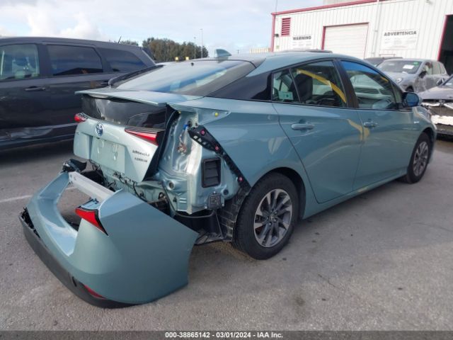 Photo 3 VIN: JTDKARFU6L3103141 - TOYOTA PRIUS 