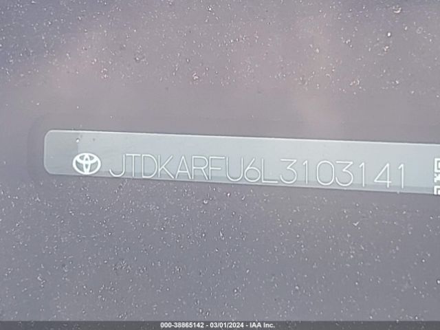 Photo 8 VIN: JTDKARFU6L3103141 - TOYOTA PRIUS 