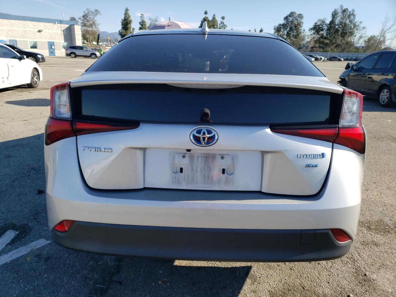 Photo 5 VIN: JTDKARFU6L3118562 - TOYOTA PRIUS 