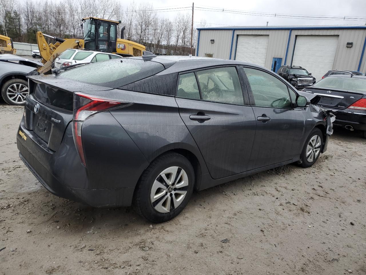 Photo 2 VIN: JTDKARFU7G3001899 - TOYOTA PRIUS 