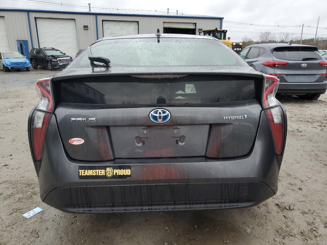 Photo 5 VIN: JTDKARFU7G3001899 - TOYOTA PRIUS 