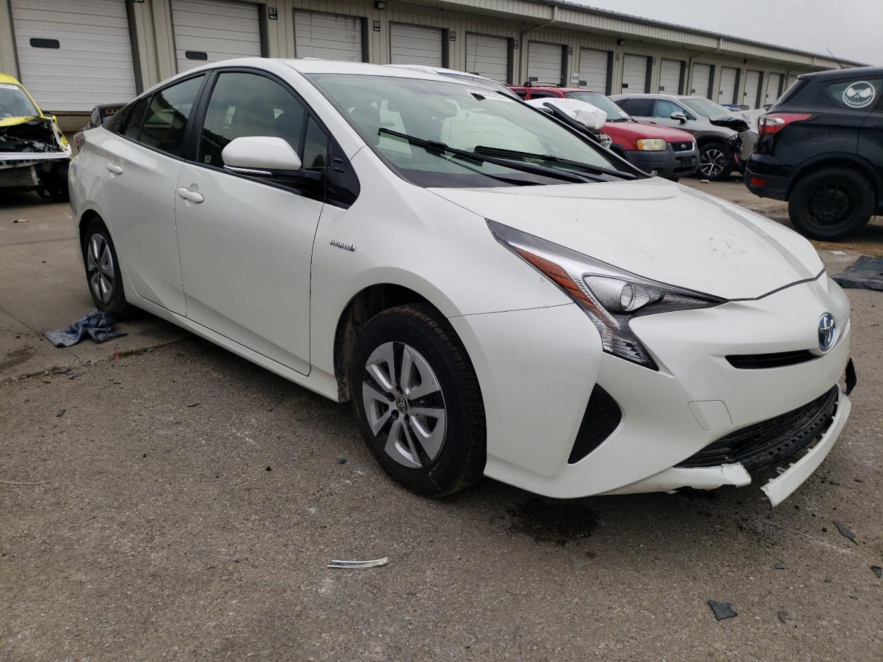 Photo 3 VIN: JTDKARFU7G3511895 - TOYOTA PRIUS 