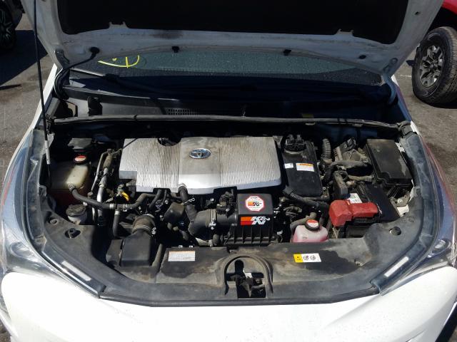 Photo 6 VIN: JTDKARFU7G3516658 - TOYOTA PRIUS 