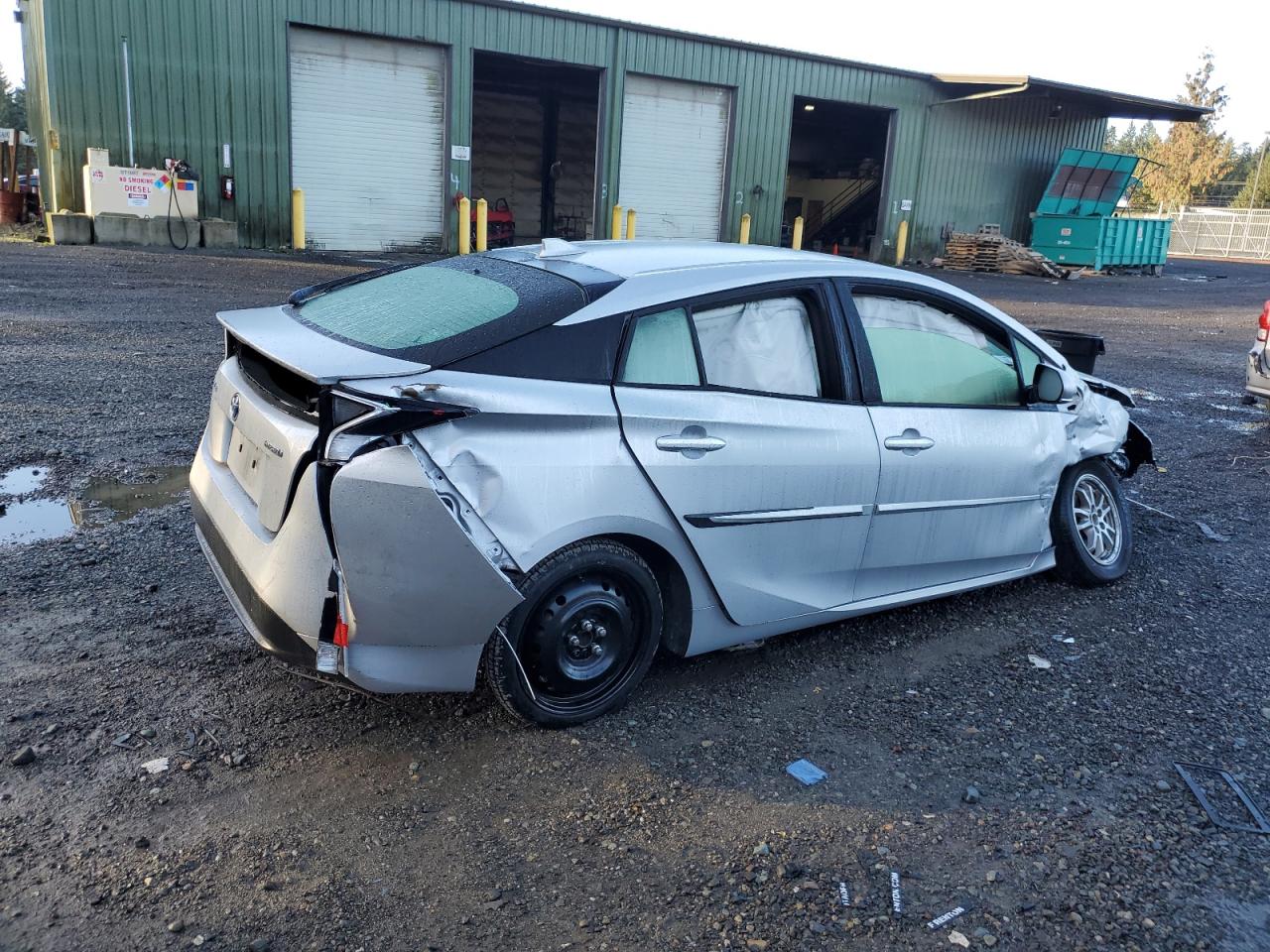 Photo 2 VIN: JTDKARFU7G3527675 - TOYOTA PRIUS 