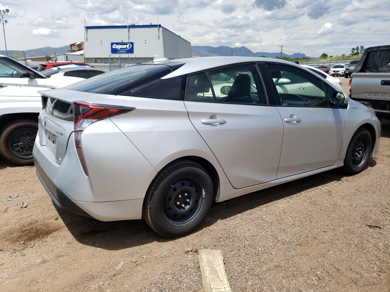 Photo 2 VIN: JTDKARFU7H3533557 - TOYOTA PRIUS 