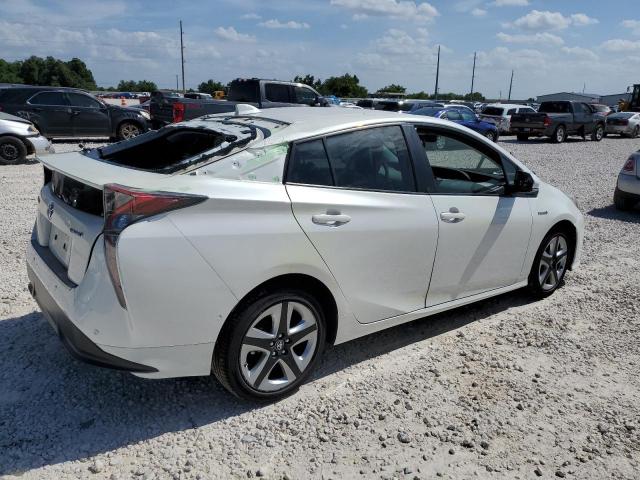 Photo 2 VIN: JTDKARFU7J3060166 - TOYOTA PRIUS 