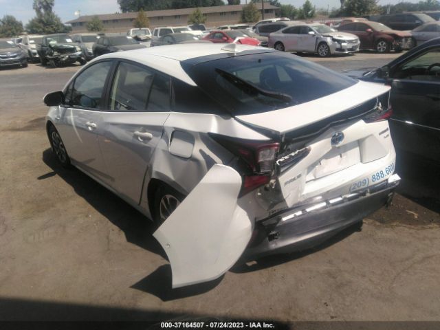 Photo 2 VIN: JTDKARFU7K3100523 - TOYOTA PRIUS 