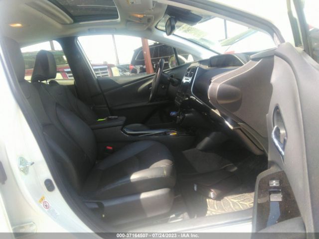 Photo 4 VIN: JTDKARFU7K3100523 - TOYOTA PRIUS 